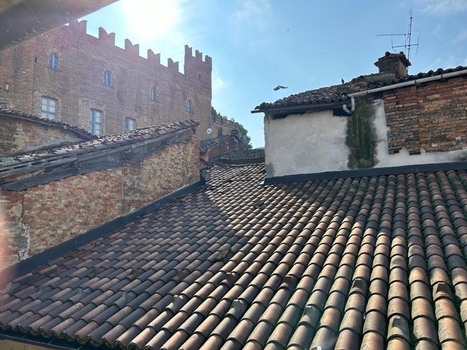ホテル Al Vicolo Uno Montemagno  エクステリア 写真